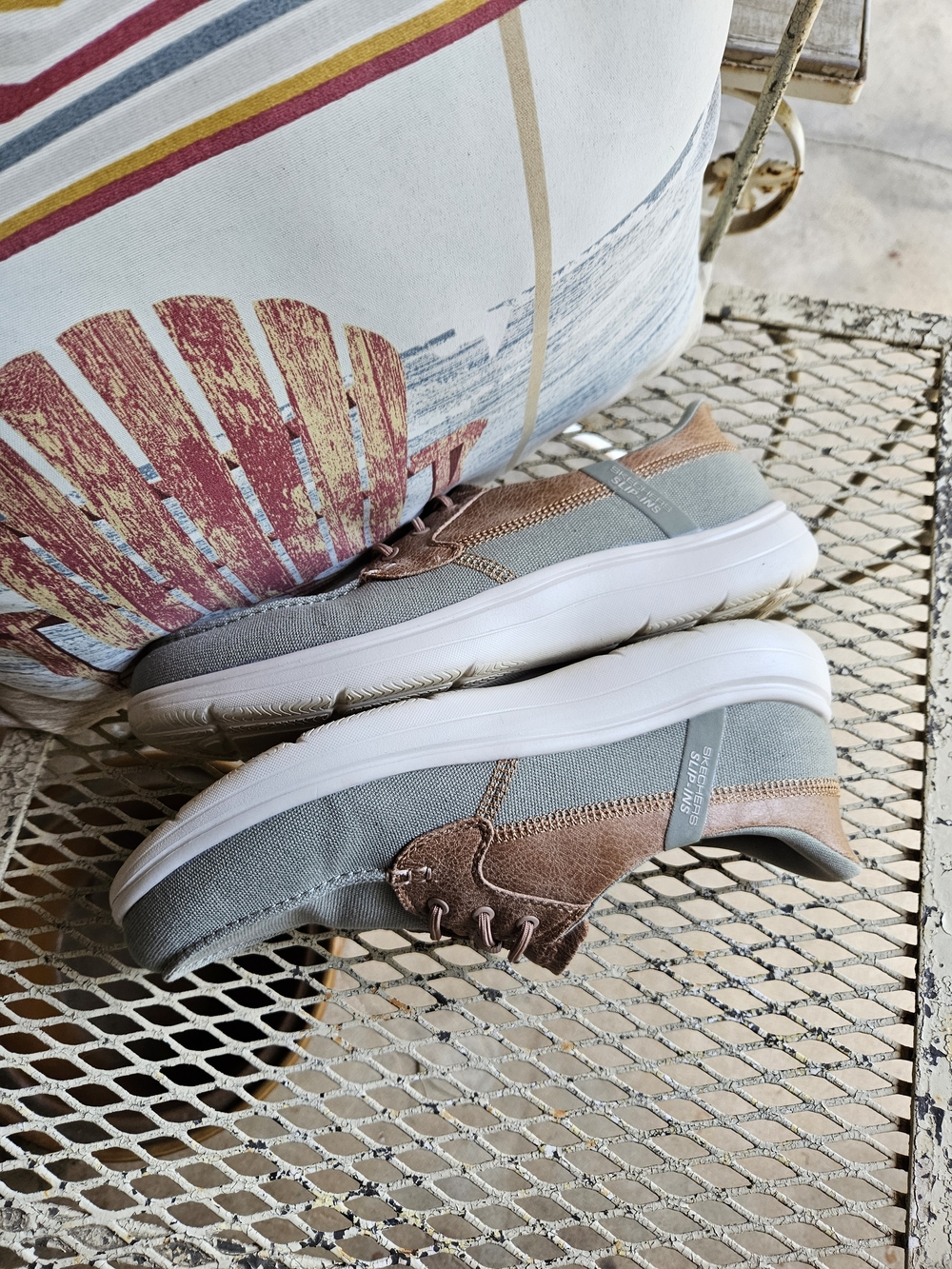 Skechers Womens 9.5 - Picture 12 of 16